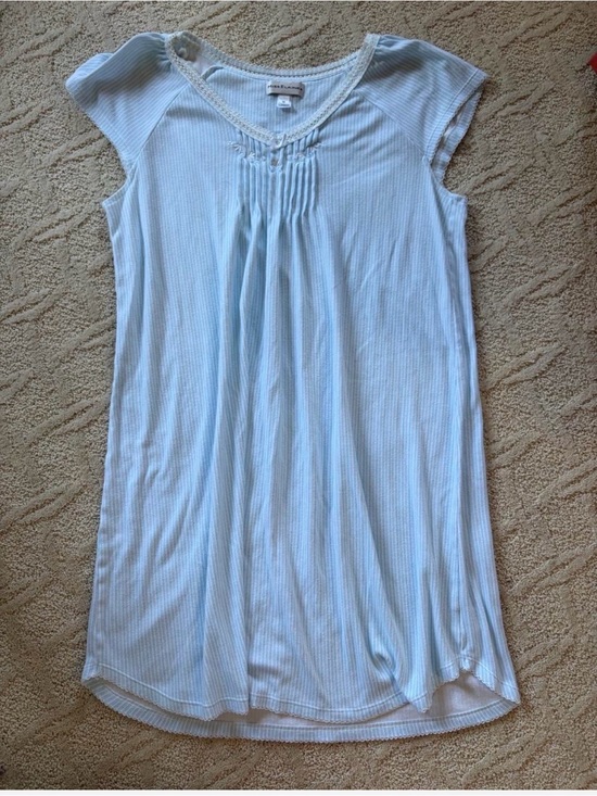 Miss Elaine Other - Miss Elaine Vintage Blue & white babydoll night gown with lace trim